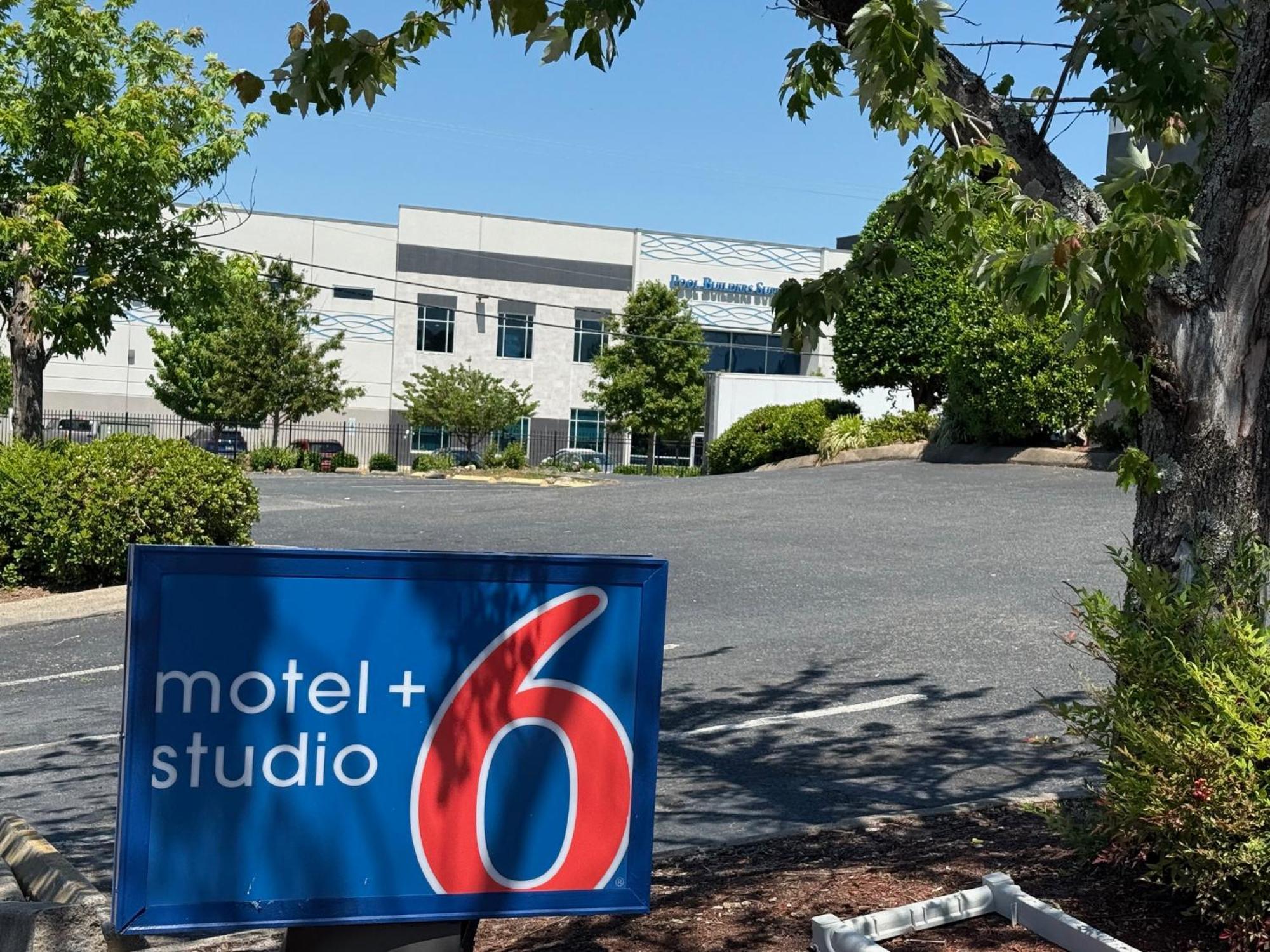Motel 6 Charlotte, Nc - Airport South Kültér fotó